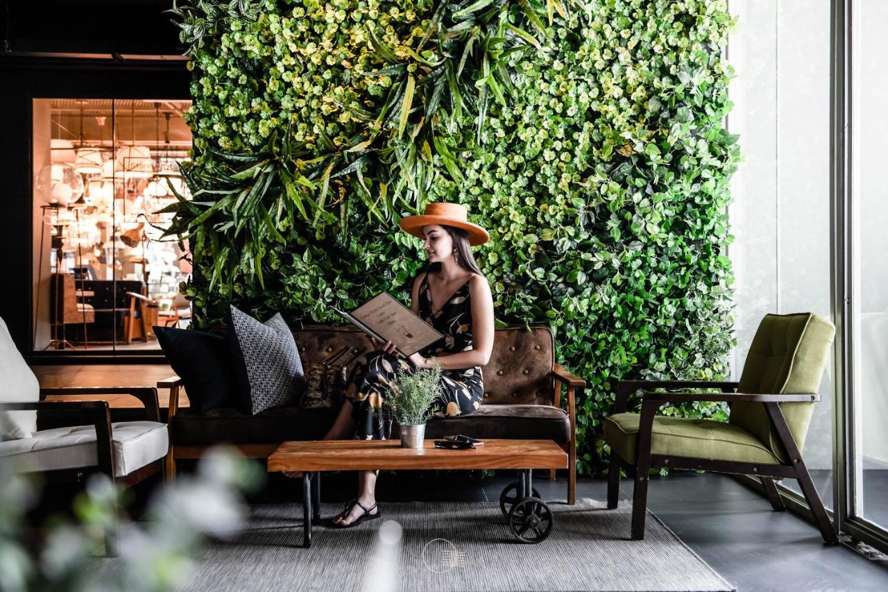 Tha City Loft By Th District Bangkok Buitenkant foto