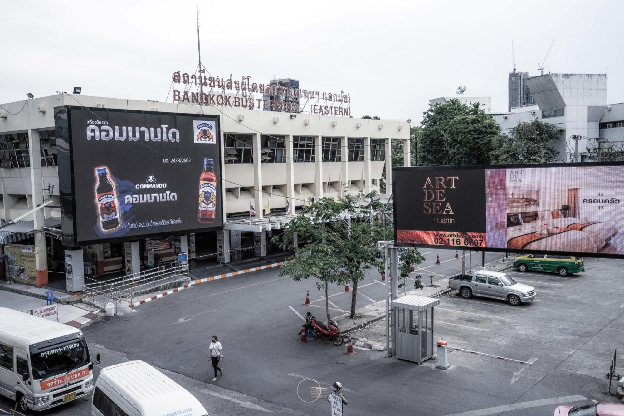 Tha City Loft By Th District Bangkok Buitenkant foto